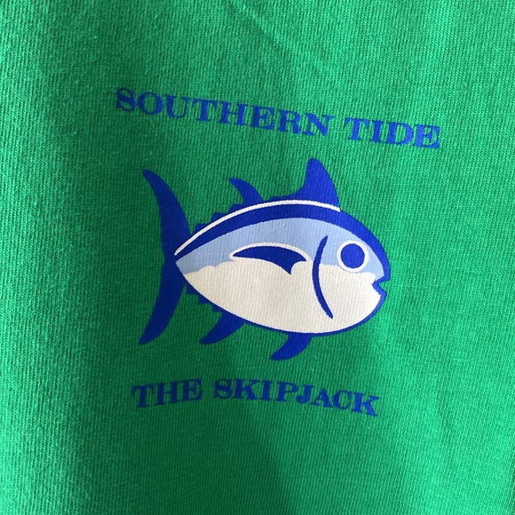 Southern Tide Skipjack Tee Shirt. - Picture 2 of 5
